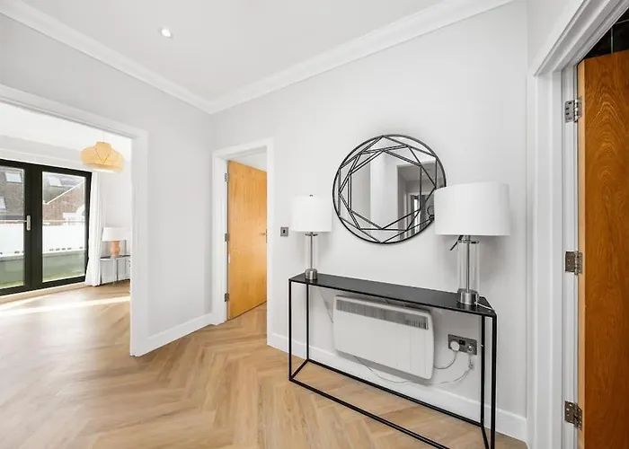 3Bed Penthouse 10Min To Wimbledon Tennis Courts
